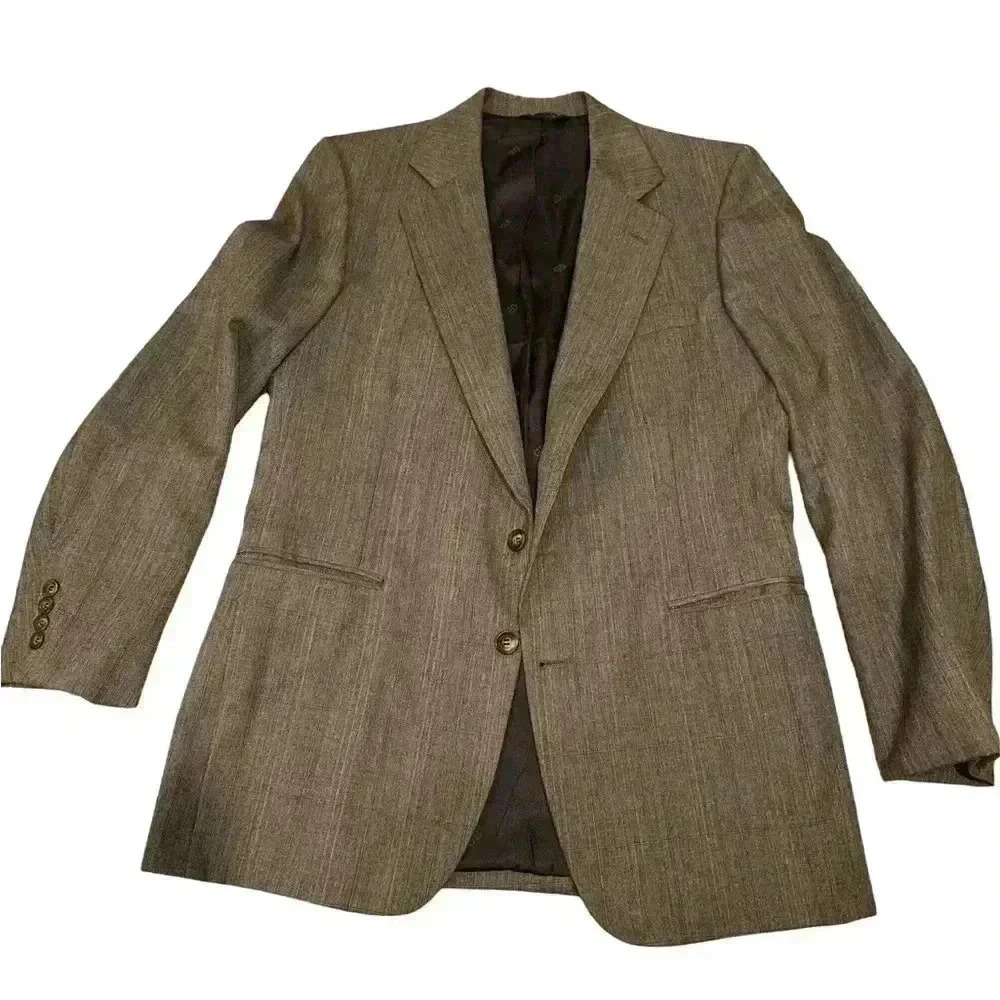 2 piece Geoffrey Beene suit. 44 / 34 x 31‎
